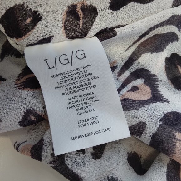 Cabi 5337 Glamour Blouse Off White Leopard Print Top Size L - Picture 11 of 11